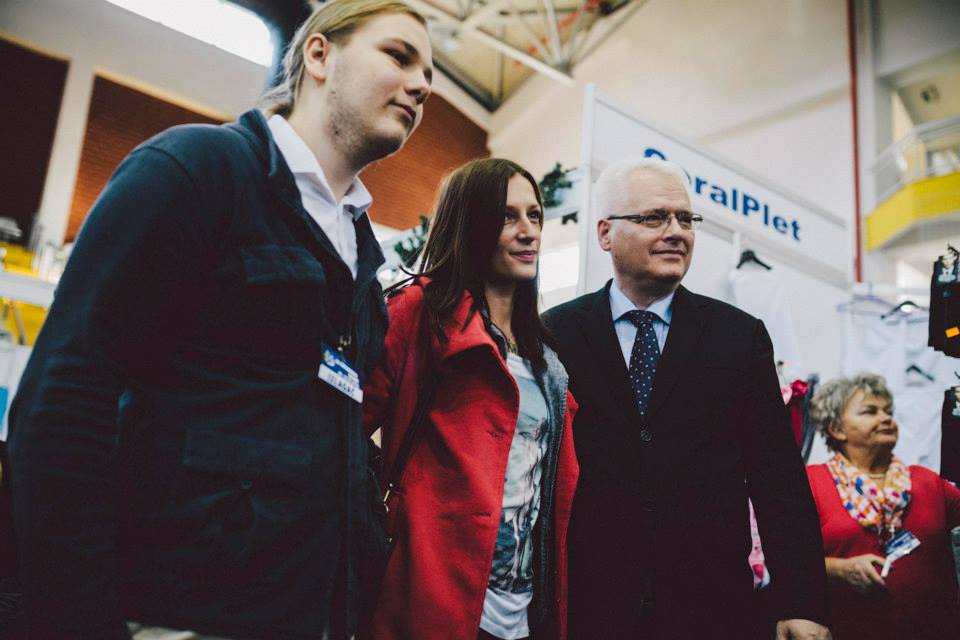 PREDSJEDNIK JOSIPOVIĆ POSJETIO INFO ŠTAND EDIC-a SLAVONSKI BROD